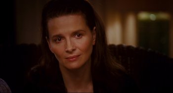 Movie still from “Dan in Real Life” (2007), directed by Peter Hedges – A person with long hair; Close Up shot, Over the shoulder angle