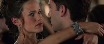 Movie still from “Daredevil” (2003), directed by Mark Steven Johnson – A man and a woman looking at one another; Close Up shot, Over the shoulder angle