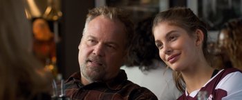 Movie still from “Death Wish” (2018), directed by Eli Roth – A man and a woman sitting next to each other; Close Up shot, Over the shoulder angle