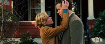 Movie still from “Definitely, Maybe” (2008), directed by Adam Brooks – A man and a woman standing next to each other; Close Up shot, Over the shoulder angle