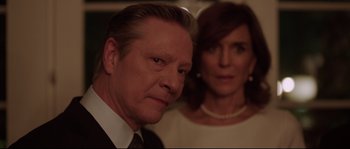 Movie still from “Demolition” (2015), directed by Jean-Marc Vallée – A man and a woman standing next to each other; Close Up shot, Over the shoulder angle