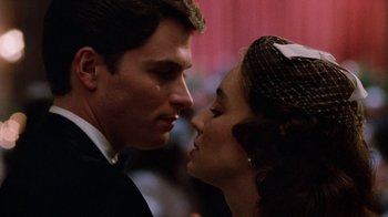 Movie still from “Diner” (1982), directed by Barry Levinson – A man and a woman are kissing each other; Close Up shot, Over the shoulder angle