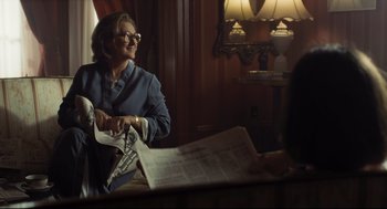 Movie still from “The Post” (2017), directed by Steven Spielberg – Medium shot, Over the shoulder angle