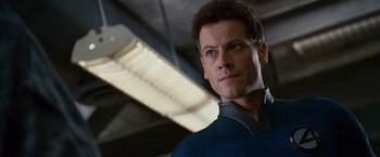 Movie still from “Fantastic Four: Rise of the Silver Surfer” (2007), directed by Tim Story – A person wearing a suit and tie; Close Up shot, Low angle