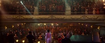 Movie still from “The United States vs. Billie Holiday” (2021), directed by Lee Daniels – A woman standing in front of an audience in a theater; Extreme Wide shot, High angle