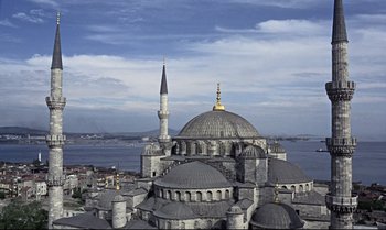 Movie still from “From Russia with Love” (1963), directed by Terence Young – A view of a mosque from a bird's eye view; Extreme Wide shot, Low angle