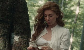 Movie still from “The World to Come” (2020), directed by Mona Fastvold – Close Up shot, Over the shoulder angle