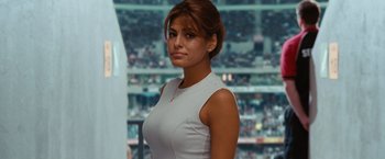 Movie still from “Ghost Rider” (2007), directed by Mark Steven Johnson – A woman in a white dress standing in front of an audience; Close Up shot, Low angle