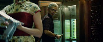 Movie still from “Total Recall” (2012), directed by Len Wiseman – Medium shot, Over the shoulder angle