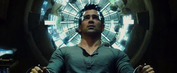 Movie still from “Total Recall” (2012), directed by Len Wiseman – Close Up shot, Overhead angle