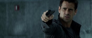 Movie still from “Total Recall” (2012), directed by Len Wiseman – Close Up shot, Over the shoulder angle