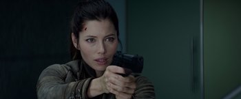 Movie still from “Total Recall” (2012), directed by Len Wiseman – Close Up shot, Over the shoulder angle