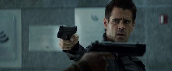 Movie still from “Total Recall” (2012), directed by Len Wiseman – Close Up shot, Over the shoulder angle