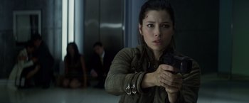 Movie still from “Total Recall” (2012), directed by Len Wiseman – Close Up shot, Over the shoulder angle