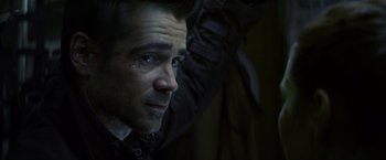 Movie still from “Total Recall” (2012), directed by Len Wiseman – Close Up shot, Over the shoulder angle