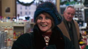 Movie still from “Grumpy Old Men” (1993), directed by Donald Petrie – A person wearing a hat; Close Up shot, Over the shoulder angle